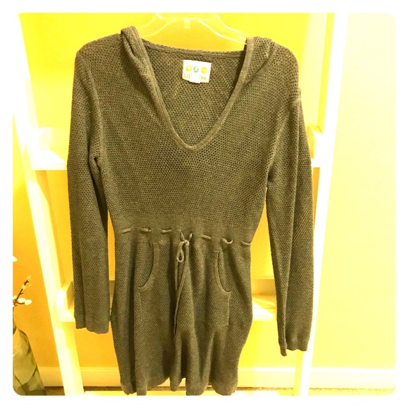 Title Nine Tunic Sweater - Picture 1 of 4